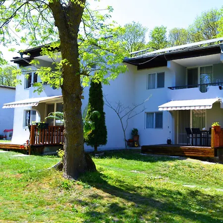 By Baza Academic * Sables d'or