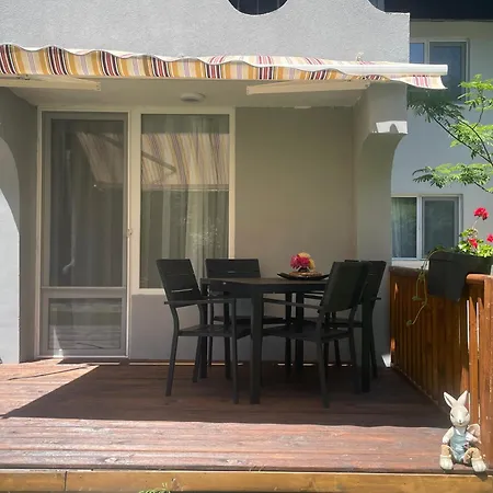 By Baza Academic Apartment