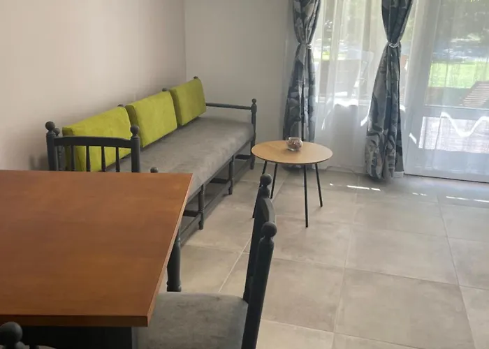 شقة By Baza Academic غولدن ساندز