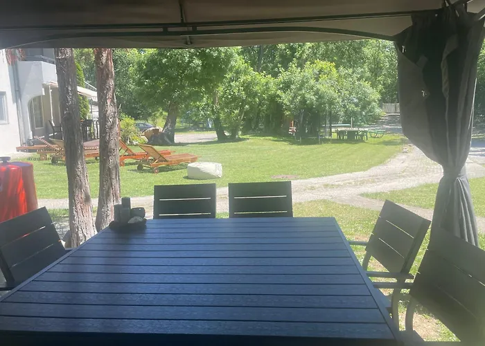 By Baza Academic * غولدن ساندز